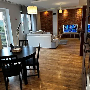 Apartment Airport